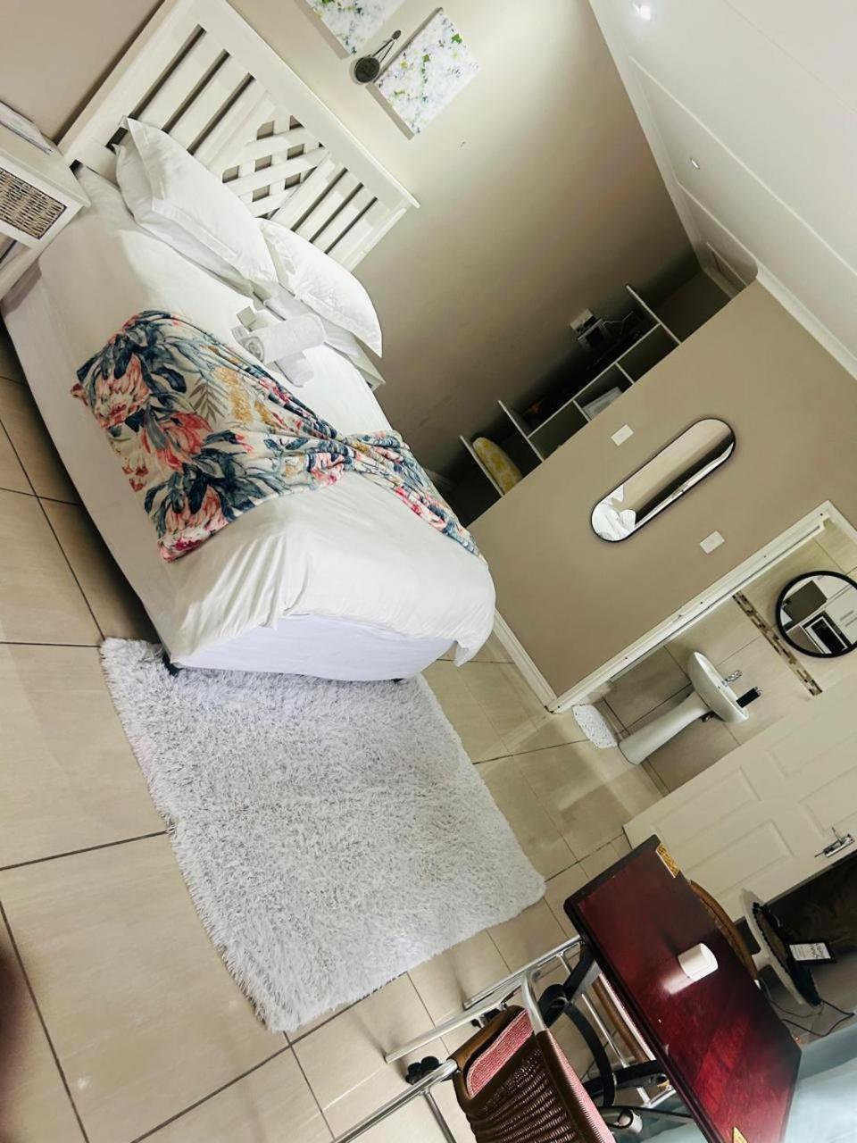 Hidden Bliss Guesthouse East London Kamer foto