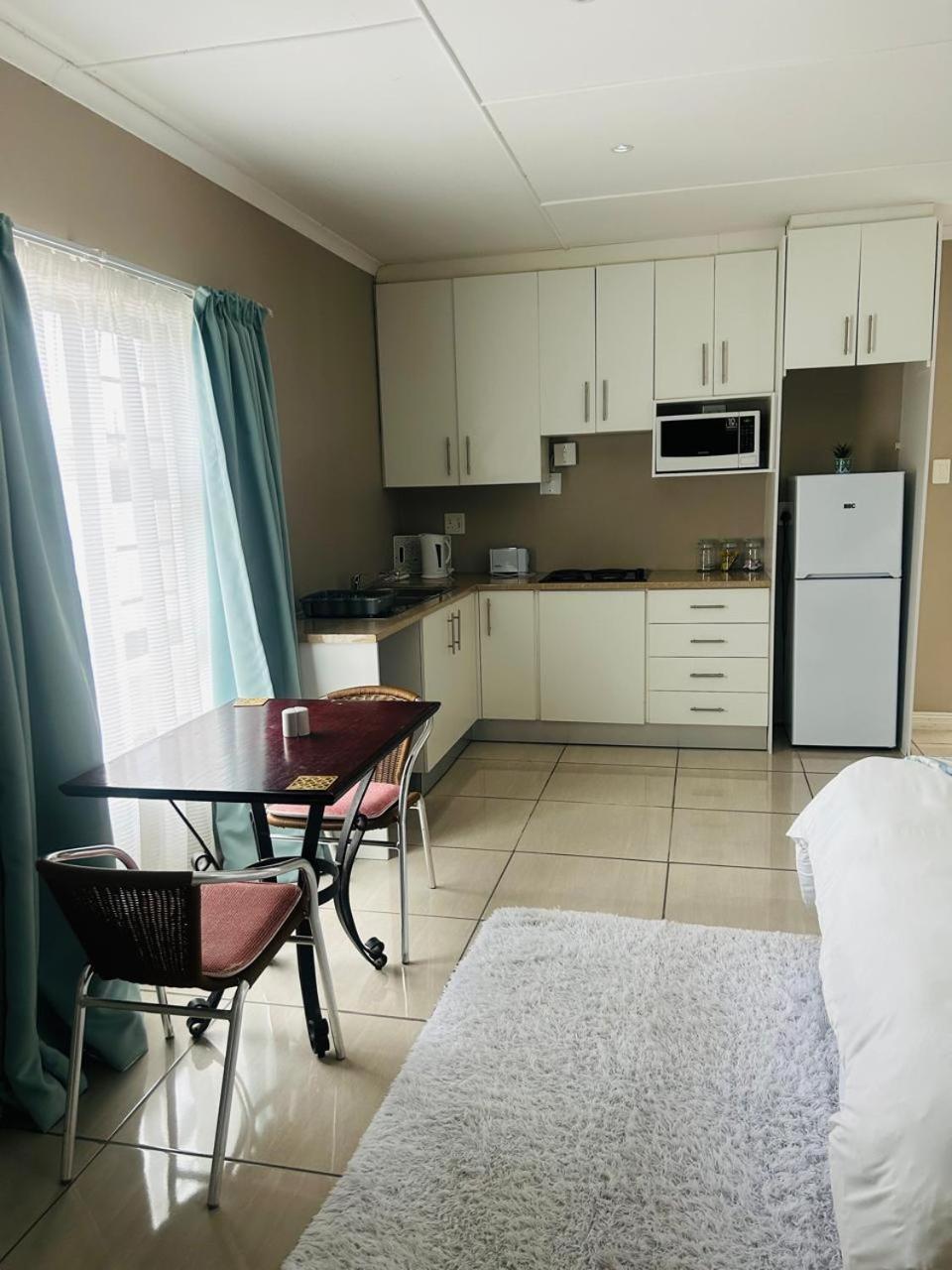 Hidden Bliss Guesthouse East London Kamer foto