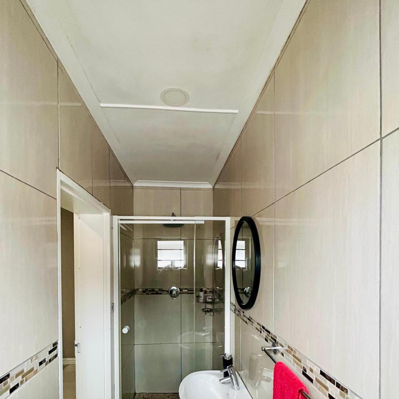 Hidden Bliss Guesthouse East London Kamer foto