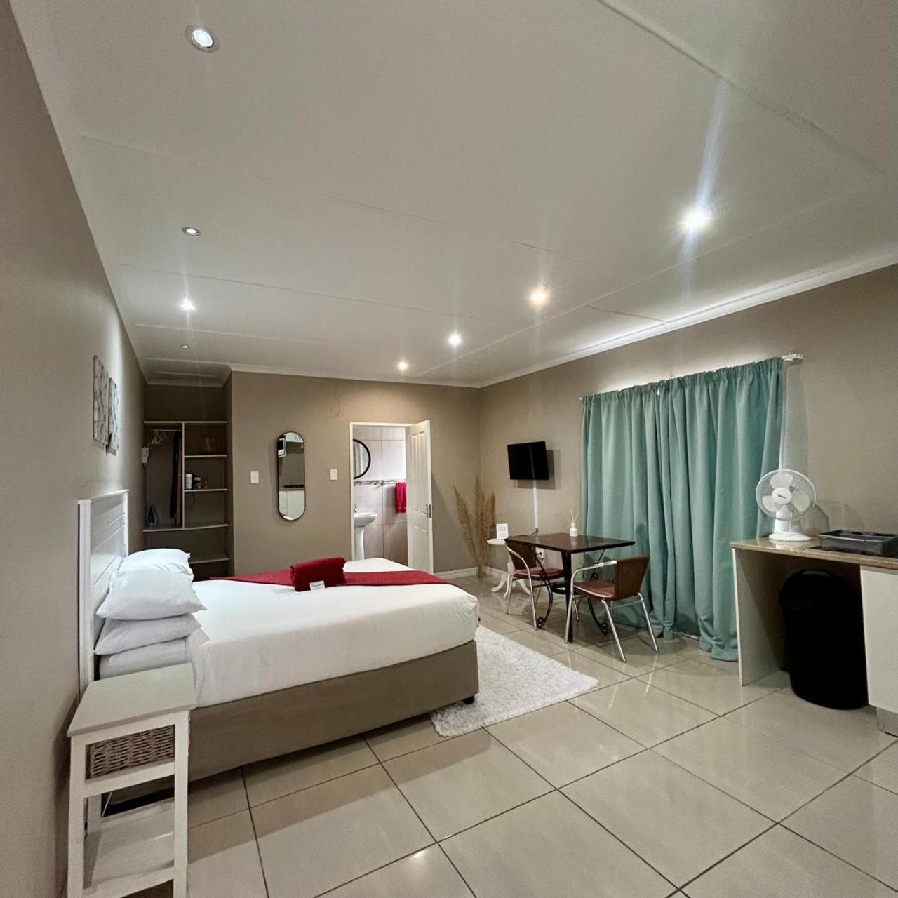 Hidden Bliss Guesthouse East London Kamer foto
