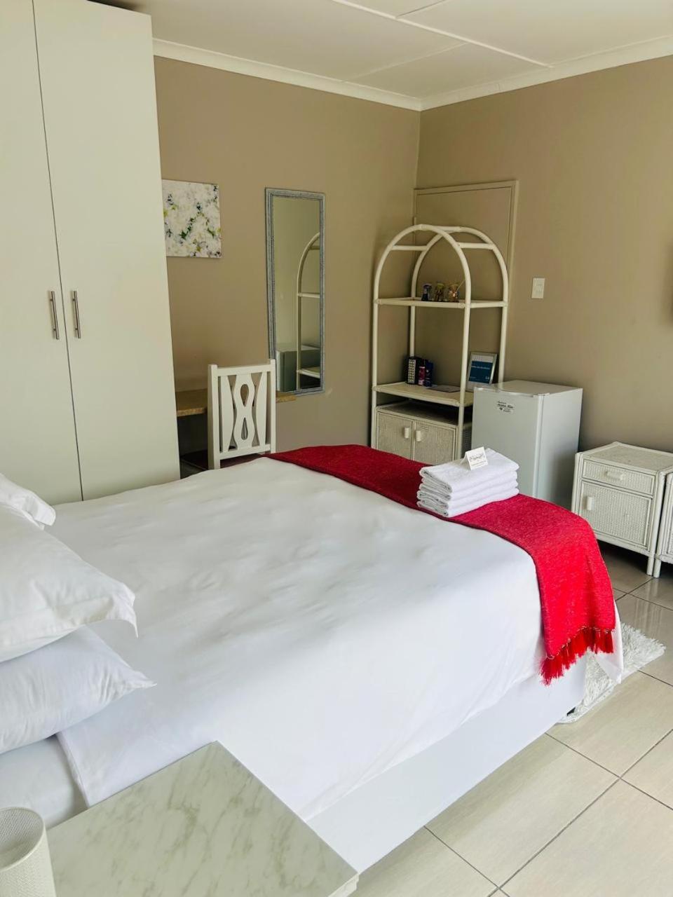 Hidden Bliss Guesthouse East London Kamer foto