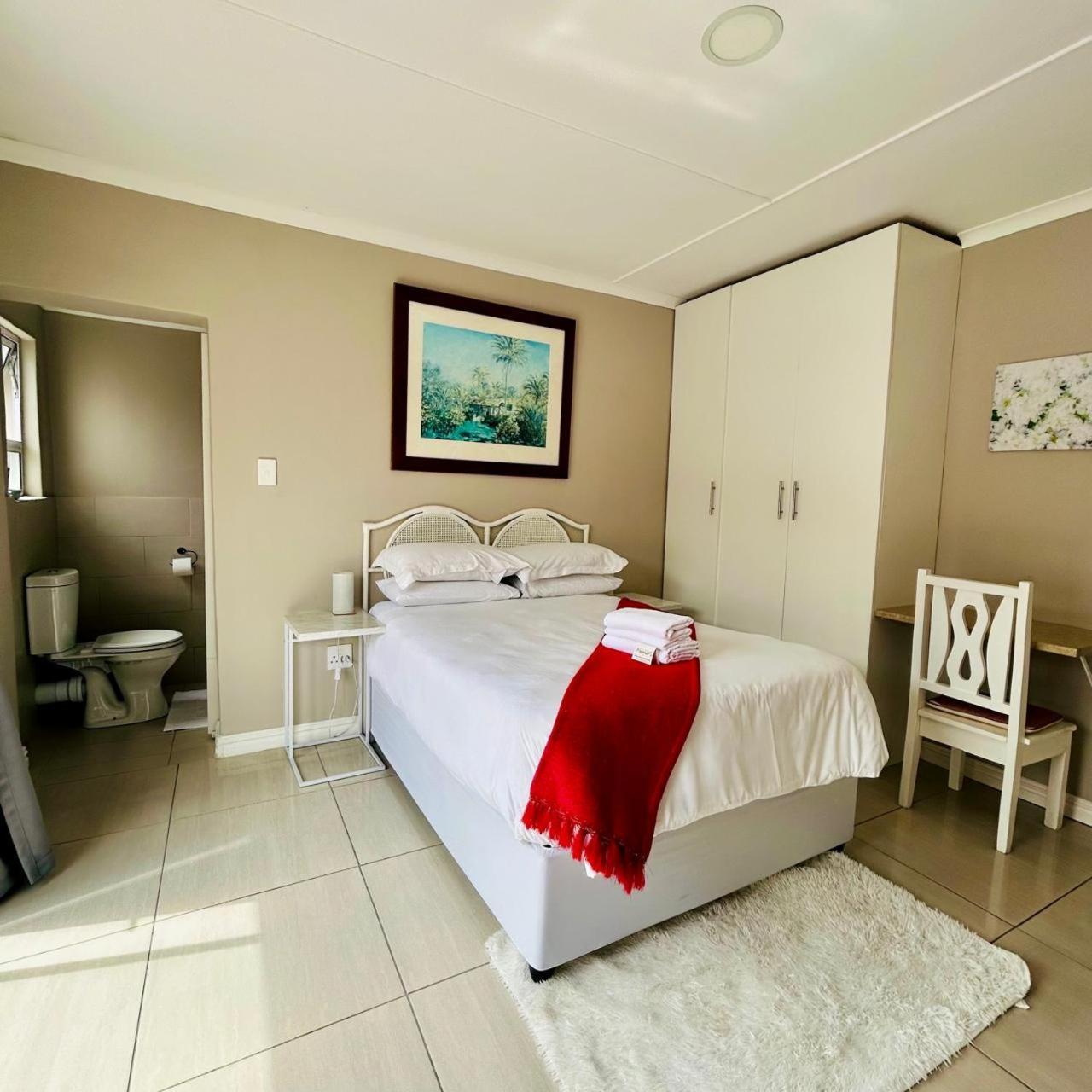 Hidden Bliss Guesthouse East London Kamer foto